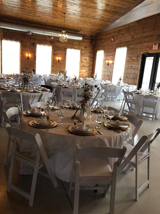 The Barn at Willow Lake Wedding Venue North Vernon, IN